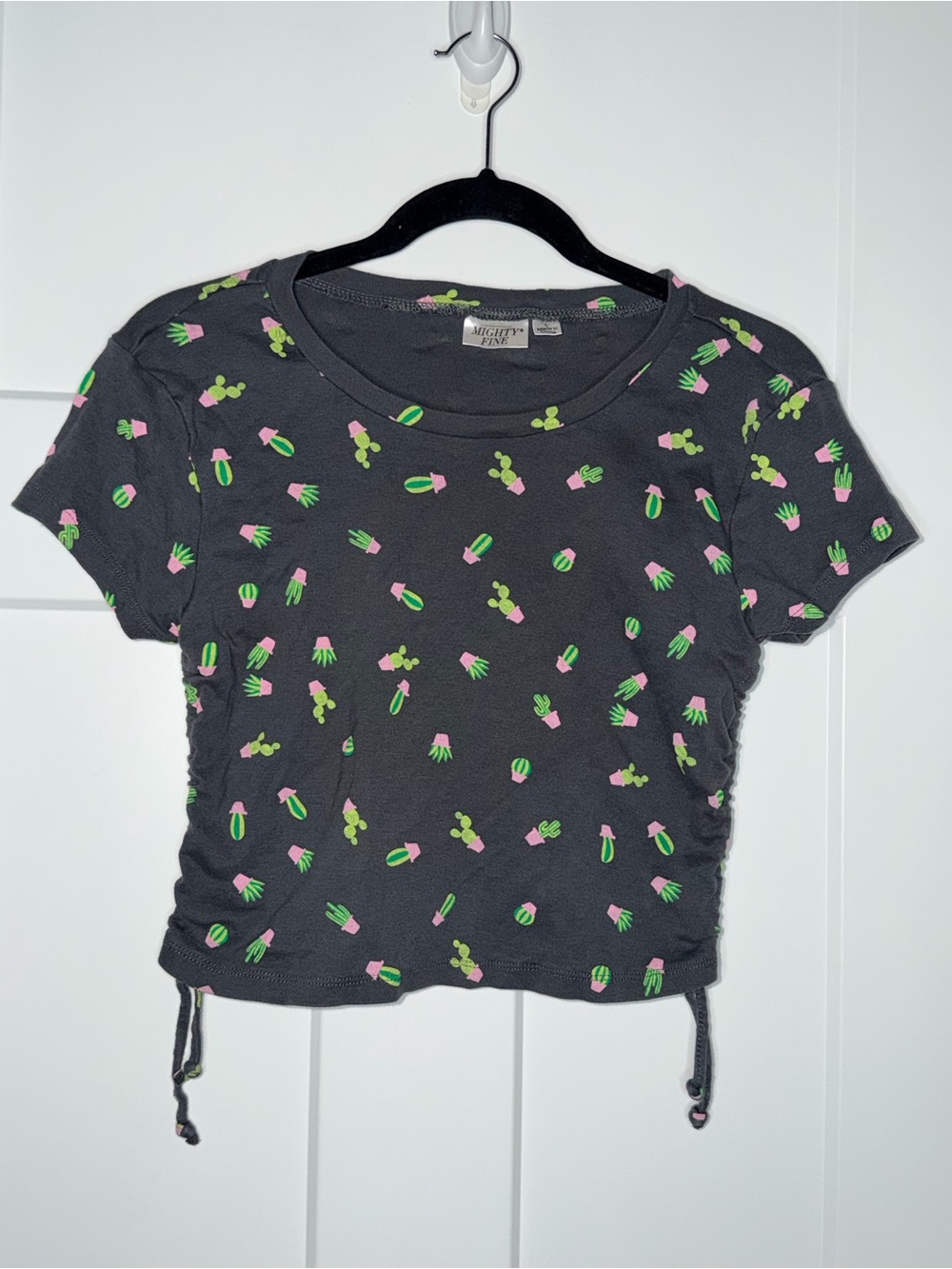 Gray Cactus Print Cinch Short Sleeve